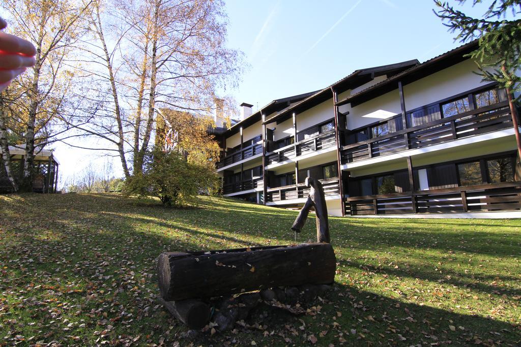 Hotel Panorama Cavalese Bagian luar foto